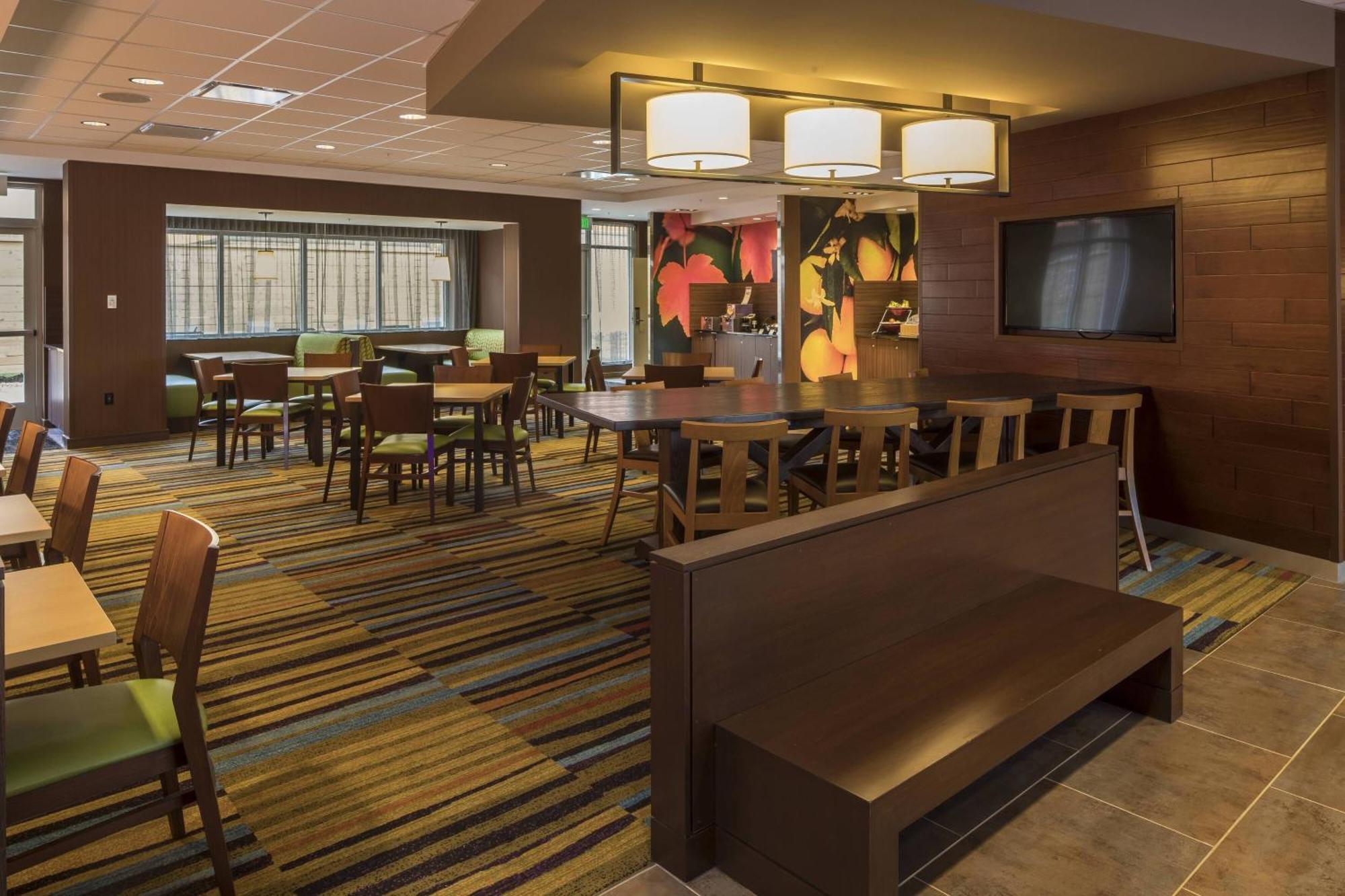 Fairfield Inn & Suites By Marriott Pittsburgh North/Mccandless Crossing McCandless Township Eksteriør bilde