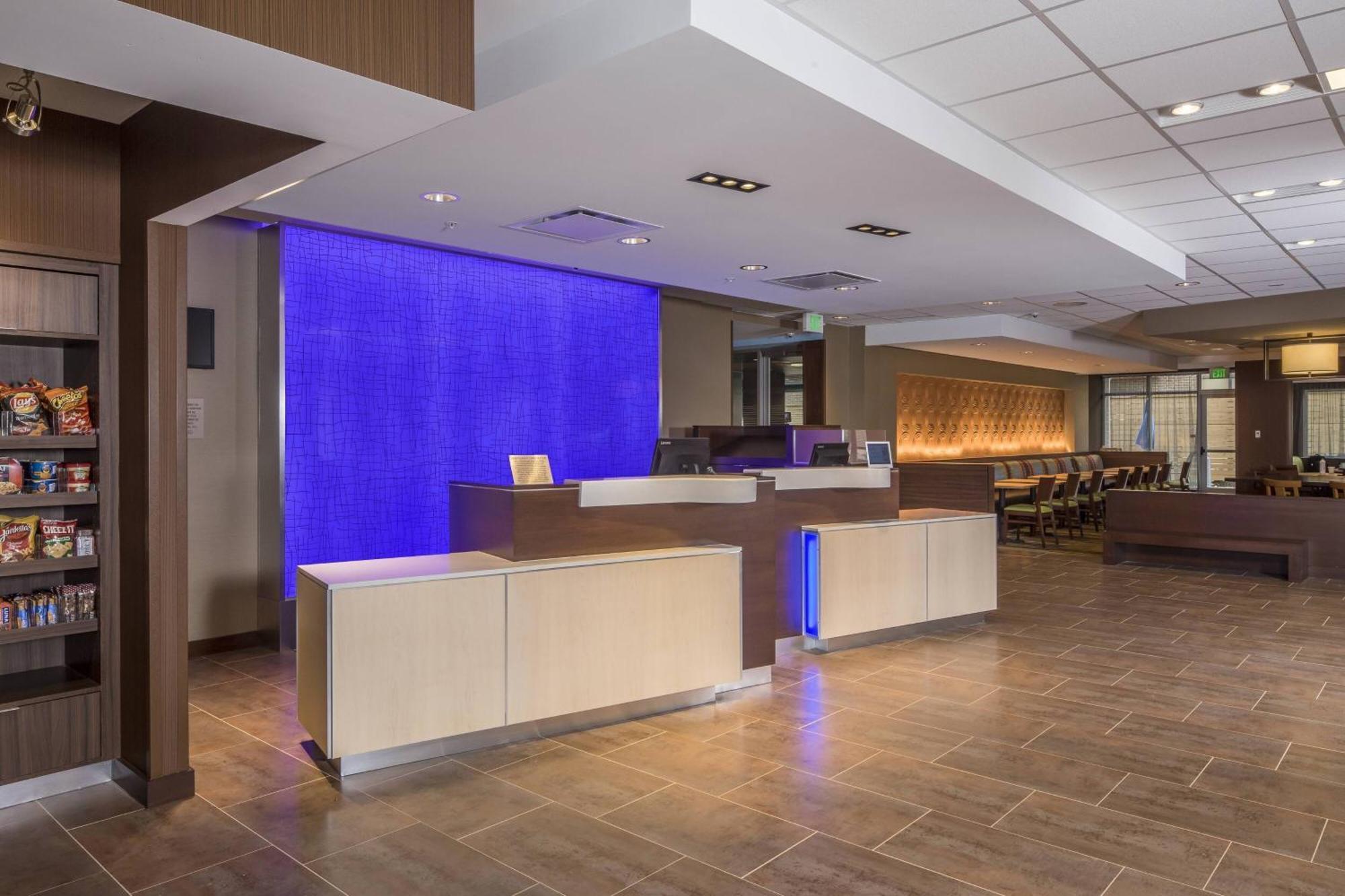 Fairfield Inn & Suites By Marriott Pittsburgh North/Mccandless Crossing McCandless Township Eksteriør bilde