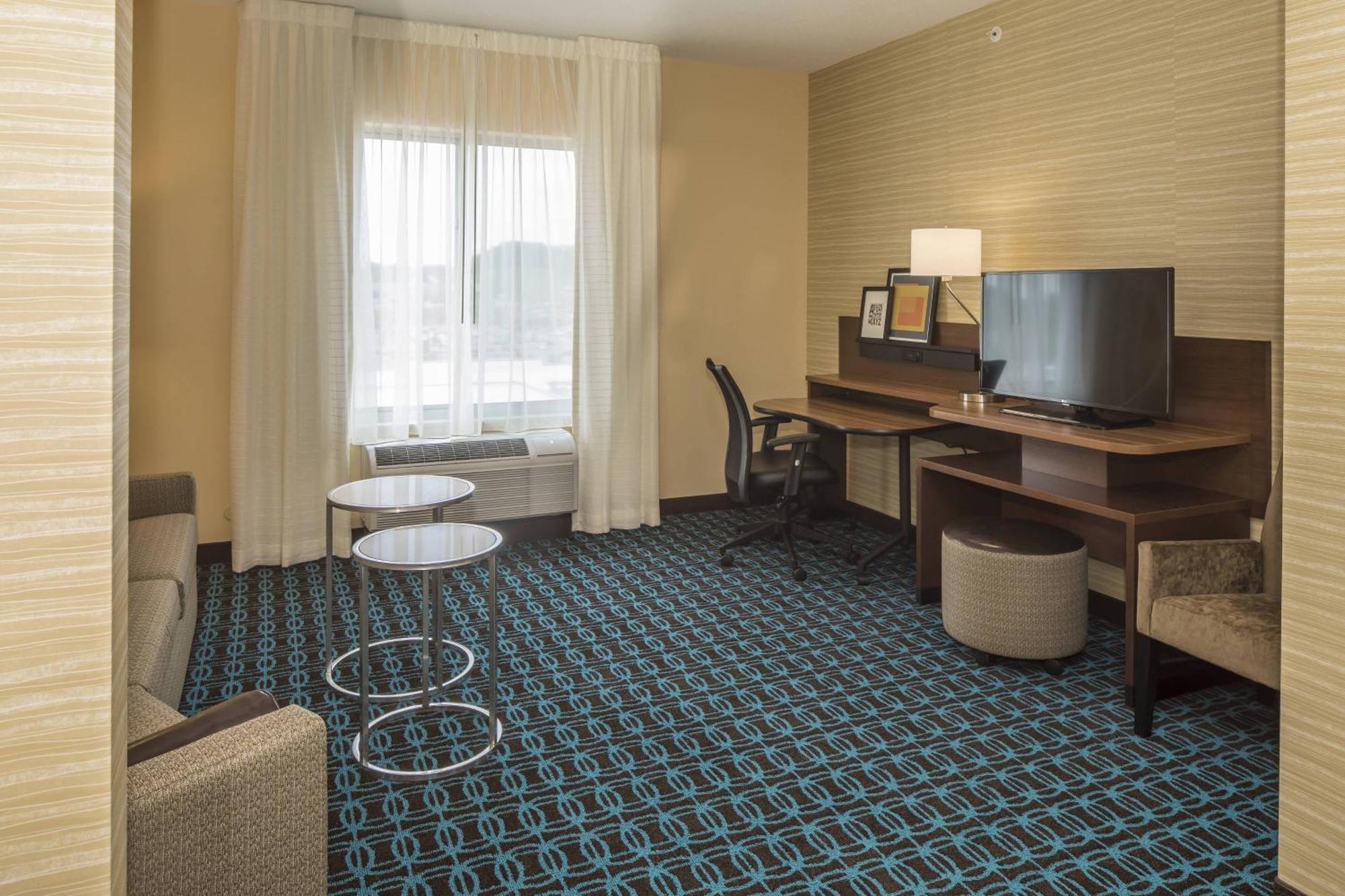 Fairfield Inn & Suites By Marriott Pittsburgh North/Mccandless Crossing McCandless Township Eksteriør bilde