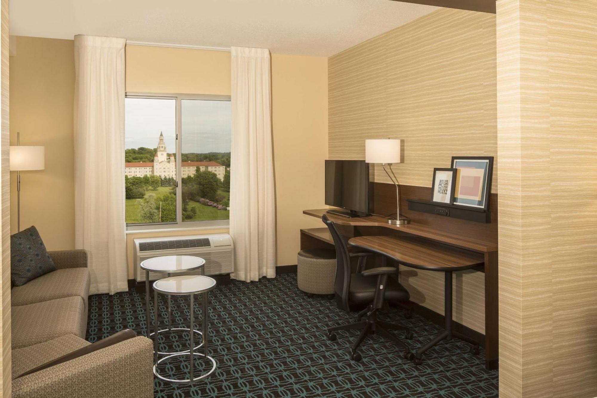 Fairfield Inn & Suites By Marriott Pittsburgh North/Mccandless Crossing McCandless Township Eksteriør bilde