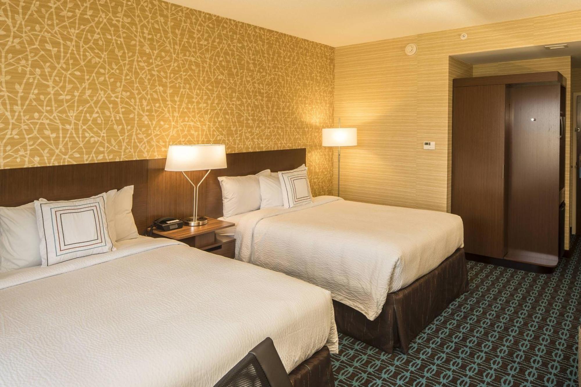 Fairfield Inn & Suites By Marriott Pittsburgh North/Mccandless Crossing McCandless Township Eksteriør bilde