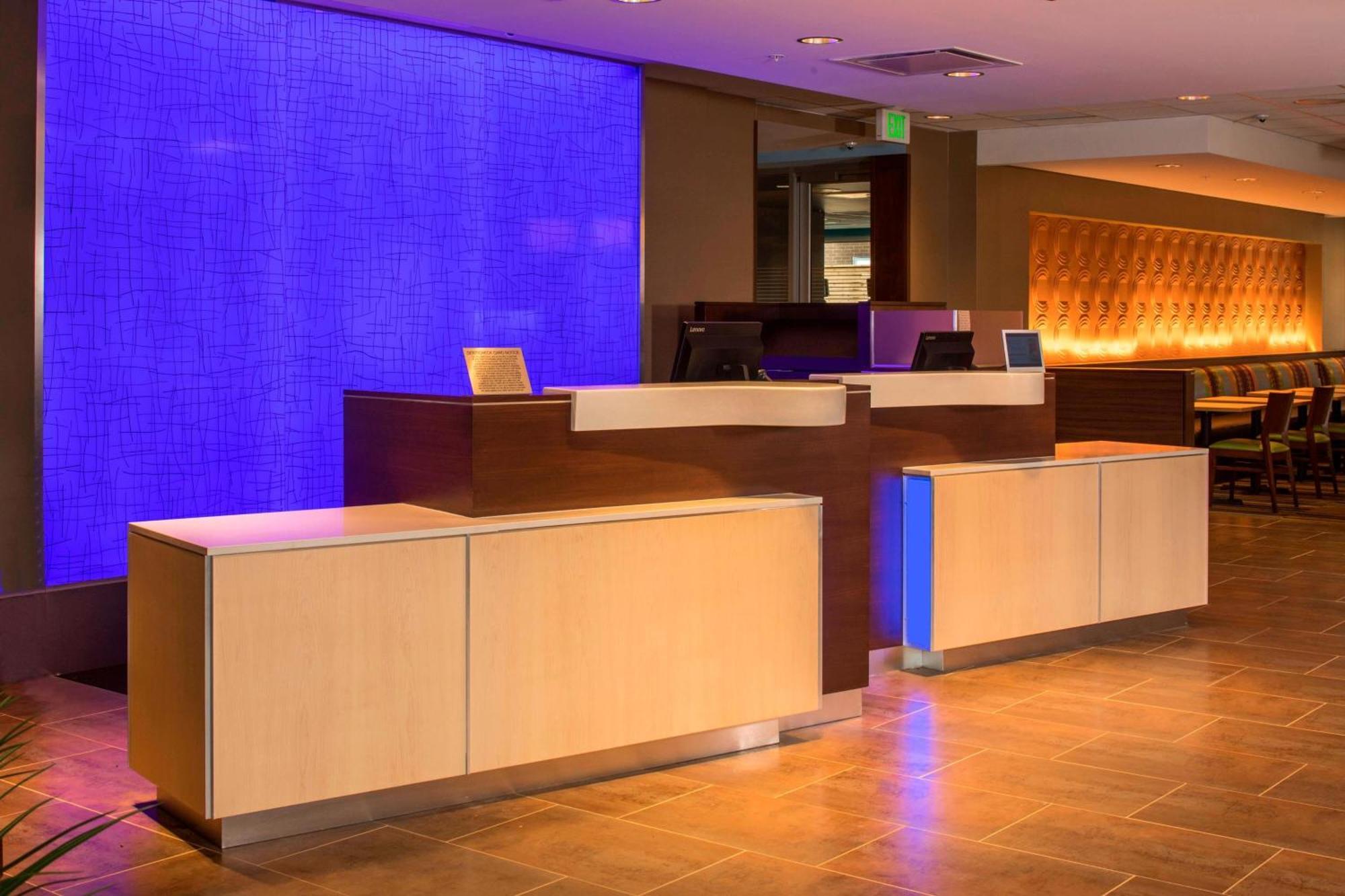 Fairfield Inn & Suites By Marriott Pittsburgh North/Mccandless Crossing McCandless Township Eksteriør bilde