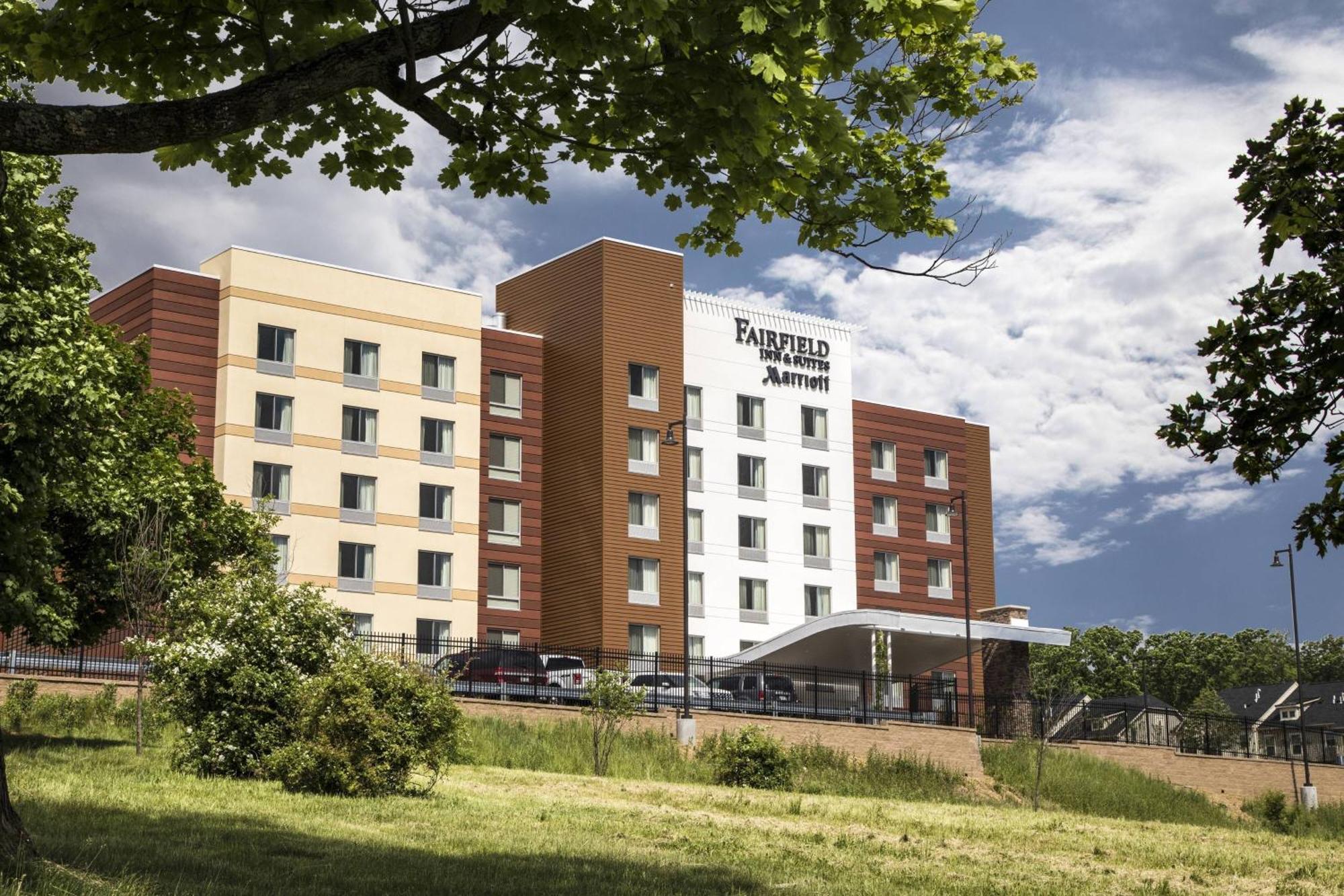 Fairfield Inn & Suites By Marriott Pittsburgh North/Mccandless Crossing McCandless Township Eksteriør bilde